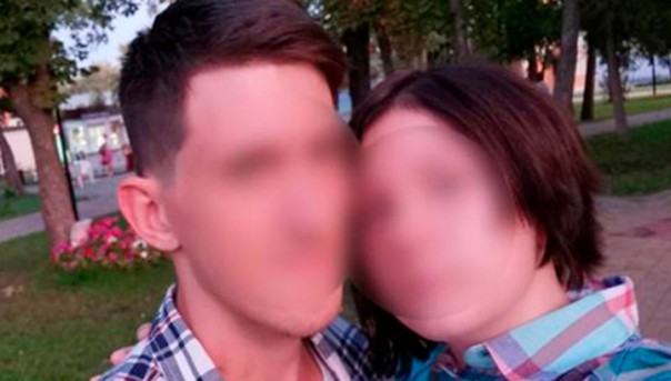 Школьница "заказала" бойфренду своего отца и мачеху