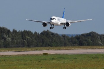 МС-21, проходящий испытания в Жуковском, сел с несработавшим датчиком шасси