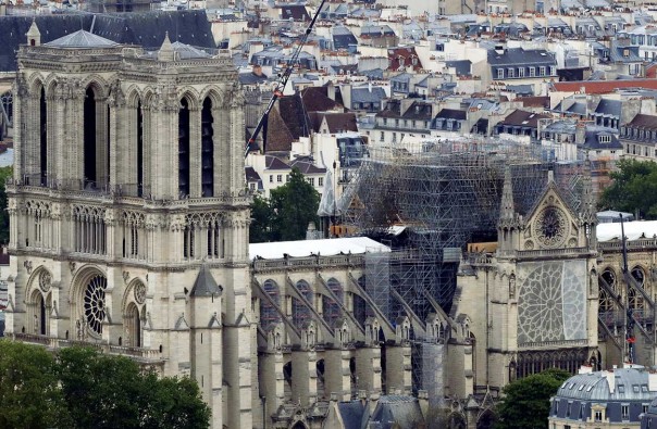Франция решила пригласить Россию принять участие в восстановлении Нотр-Дама