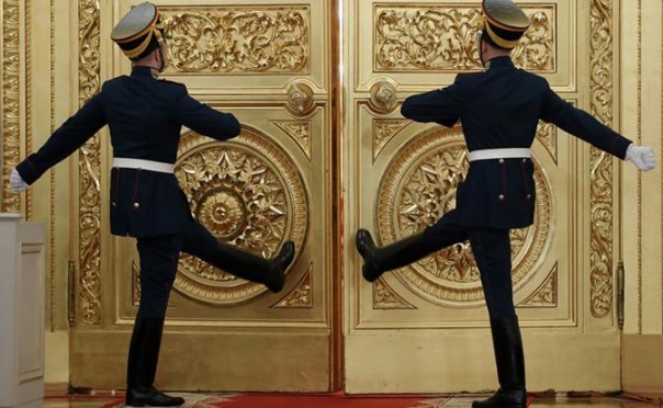 Транзит власти-2024: Запад вычислил, кто станет новым русским президентом