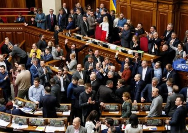 Депутатам, голосовавшим за продажу земли, заплатили по 100 тыс долларов