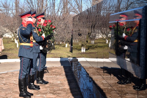 Денис Пушилин открыл мемориальную доску первому Главе ДНР и вручил государственные награды личному составу штурмового батальона «Сомали»