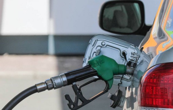 В Минпромторге сообщили, что недолив топлива на заправках превышает норму в два-три раза