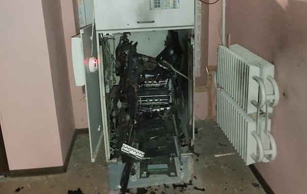 Под Харьковом неизвестные взорвали банкомат