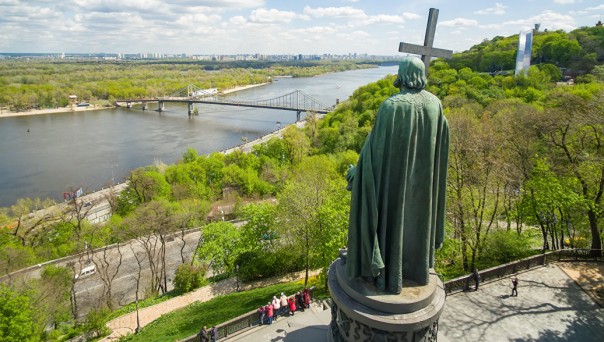 Киевский политик назвал Украину "святой землей протославян"