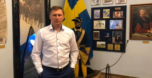 «Выволокли на улицу». В Славянске избили заместителя мэра за недовольство песнями Газманова