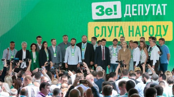 У очередного «слуги народа» вместо интеллекта обнаружили судимость