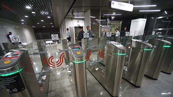 Неизвестный сообщил о минировании 25 станций московского метро