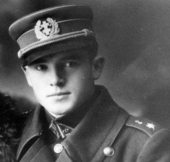 Литва завралась окончательно: нацистского палача объявили спасителем евреев