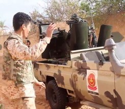 Столкновение армий Хафтара и Сарранджа: бойцы ПНС выдвигаются к аэропорту Триполи