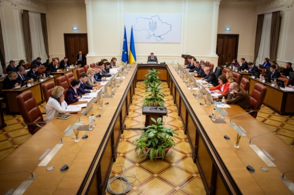 Украина заплатит 850 тысяч евро за комнату при НАТО и готовится к суду против России