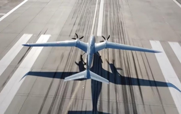 В Турции испытали новый турецко-украинский ударный беспилотник "Akinci"