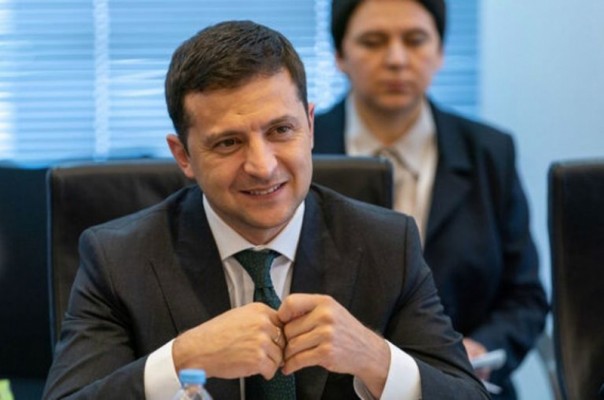 «Я точно понял, что у нас начался диалог и мы можем договариваться». Зеленский сообщил, что готов еще 100 раз пожать руку Путину