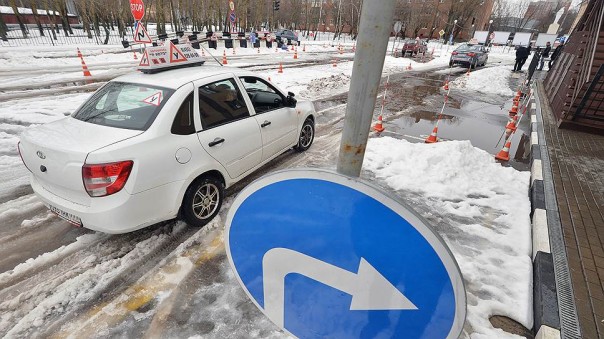 Водительские экзамены сдали на права. Подписано постановление о новом порядке подготовки автомобилистов