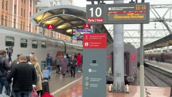 Начальник первого поезда из Петербурга в Крым рассказал, как догонял состав