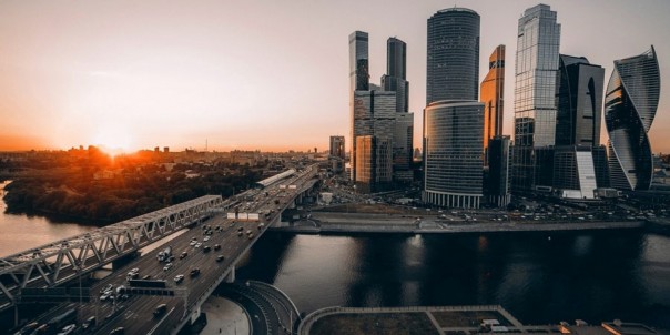 Где эта ваша ужасная Россия? Дайте адрес, я уеду!