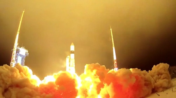 С Плесецка запустили ракету "Рокот" с военными спутниками