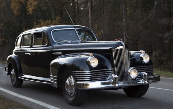 В Москве неизвестные угнали лимузин Сталина