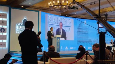 Лавров прямо предложил странам Персидского Залива "зонтик безопасности"