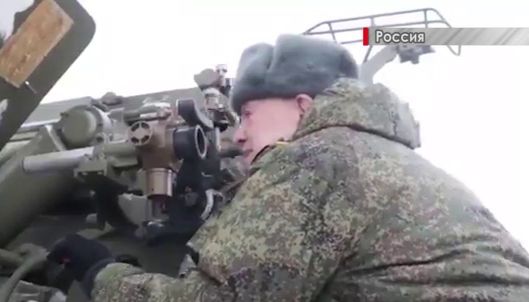 "Цель поражена!".  Ветеран Великой Отечественной, кавалер ордена Славы, спустя 75 лет поразил цель из гаубицы «Мста-Б»