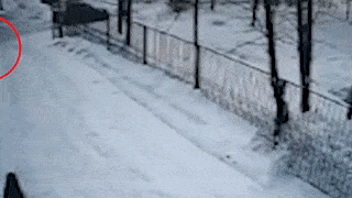 Мужчину в Новокузнецке приговорили к 15 годам колонии, но он с таким решением мириться не стал и совершил побег из зала суда