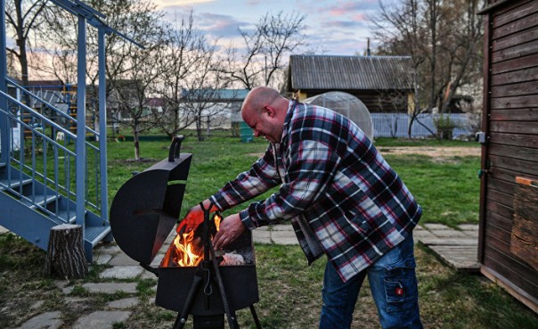 Sina: русская баня, шашлык и ледяная водка – лучшие способы снятия усталости