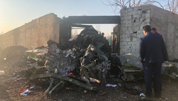 В аэропорту Тегерана разбился украинский пассажирский самолет Боинг -737, выживших нет