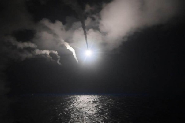 Великобритания заявила об готовности удара военных кораблей по Ирану