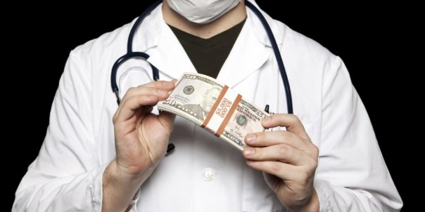 Почему ученые смогли вылечить рак, а врачи не могут