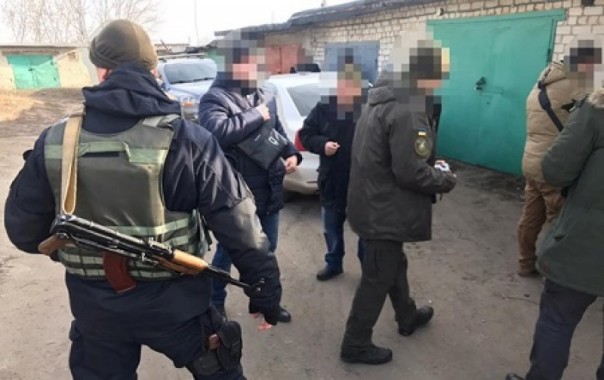 На Днепропетровщине военные попались на сбыте наркотиков