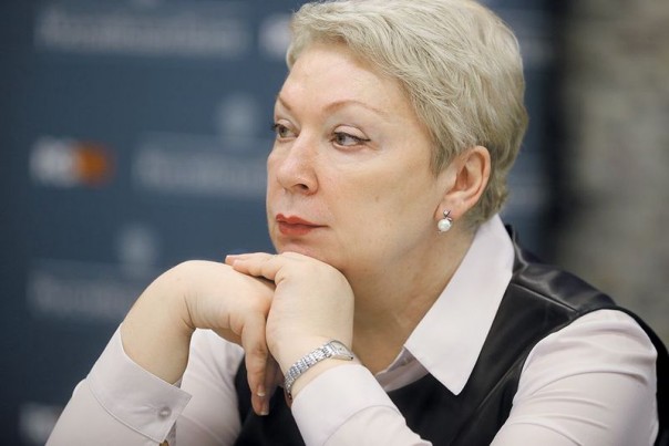 Васильева рассказала, какие новые отметки появятся в школьных аттестатах