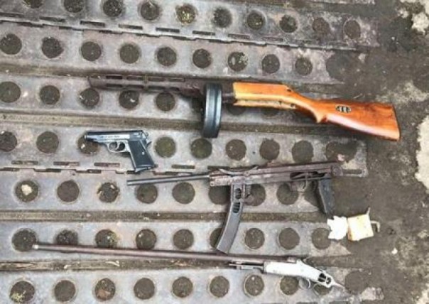 Время находок: в жилых секторах украинских городов правоохранители находят оружие и боеприпасы