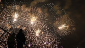 Салют в честь 75-й годовщины освобождения Будапешта