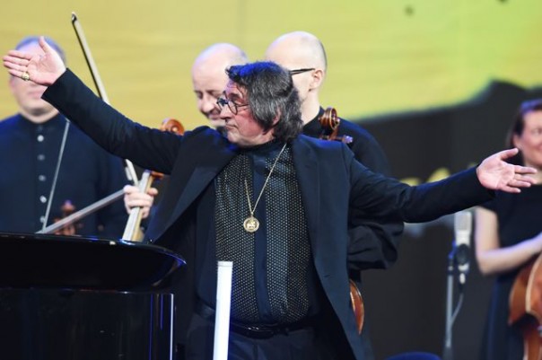 Юрий Башмет: «Я отдаю свою энергию людям, но получаю в ответ их эмоции»