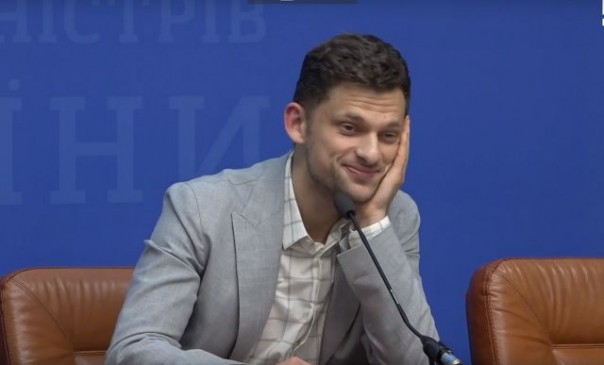 «Единственный профи в этом балагане»: уволенный украинский министр попросился обратно