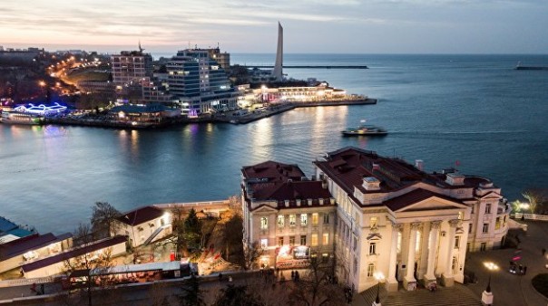 Украинская община призвала Зеленского отказаться от претензий на Крым