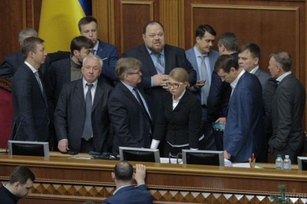 Земельная реформа: Арахамия назвал Тимошенко «маленьким насекомым», которое «много жужжит»