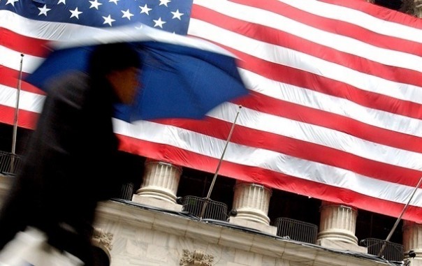 Еще один политик вышел из предвыборной гонки в США