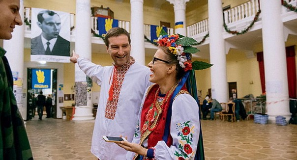 Известный российский актёр просит Путина закрыть рот Собчак по Крыму