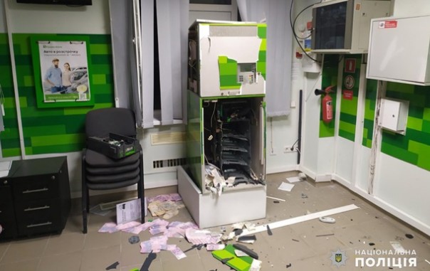 В Николаеве из банкомата украли четверть миллиона