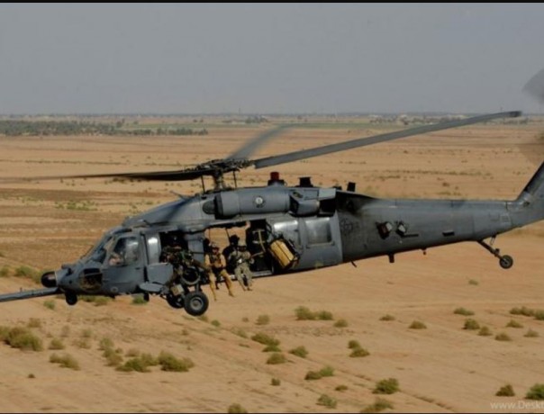 СРОЧНО: американский вертолет открыл огонь по жилому кварталу на востоке Сирии