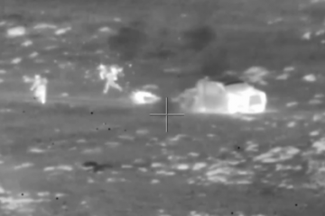 Минобороны опубликовало видео уничтожения боевиков армейским спецназом