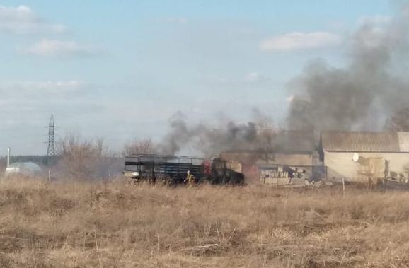В ЛНР уничтожен грузовик укрофашистов, под Горловкой сильный пожар на позициях ВФУ