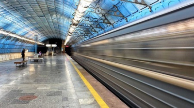 Кернес: в общественном транспорте в Италии ездят «одни трупики» | Как жители Харькова добираются на работу