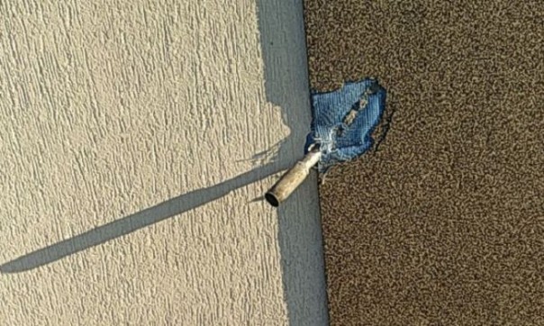 В Днепропетровске жилой дом обстреляли из гранатомета