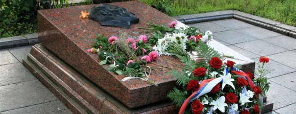 «Контакты с агрессором недопустимы» – Украина отказалась передать РФ прах погибшего героя