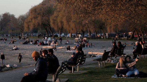 Число заразившихся коронавирусом в США превысило 32 000