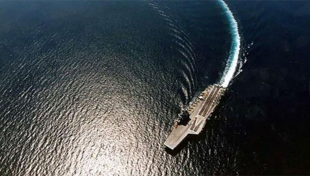 Вспышка коронавируса на французском авианосце: инфицированы 50 моряков