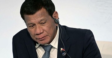 Дутерте приказал стрелять в нарушителей порядка во время карантина