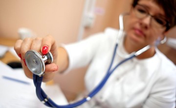 Зачем называть уничтожение медицины на Украине реформой?